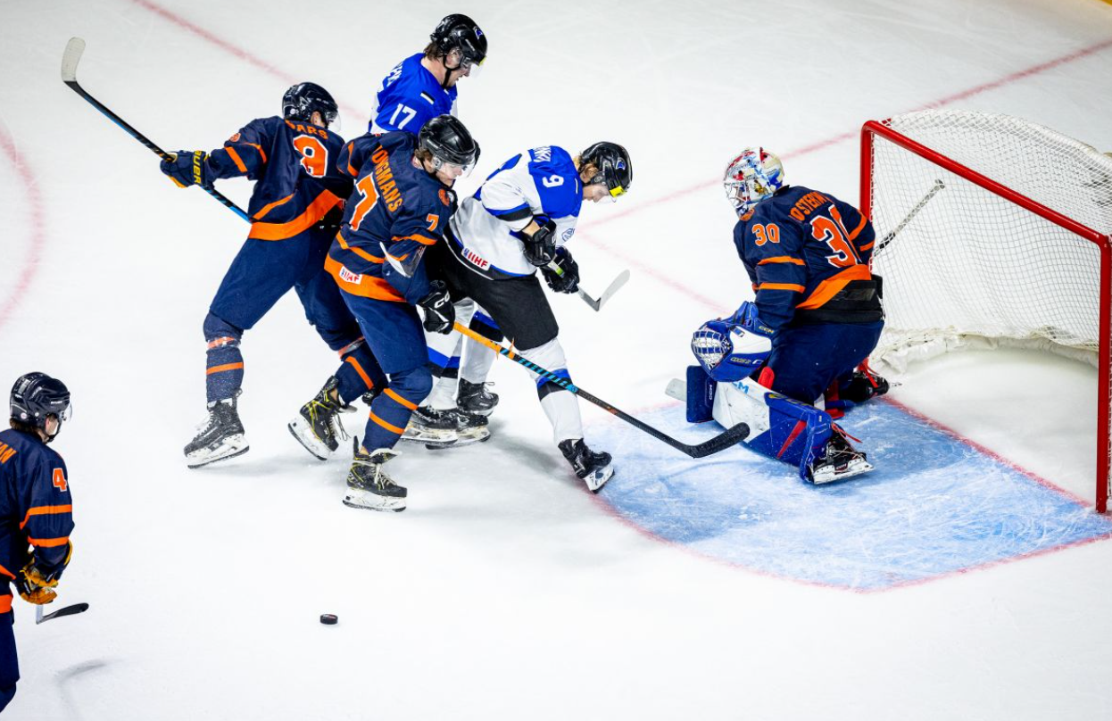 Betting on Hockey Events 3