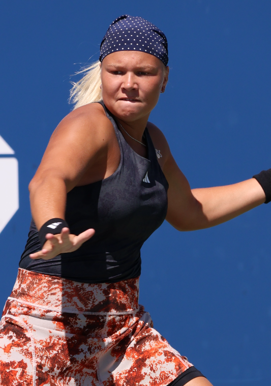 🟥 Diana Shnaider vs Tomova Viktoriya – French Open 2025 3