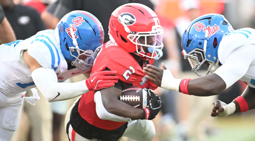 Key differences between NFL and college football betting